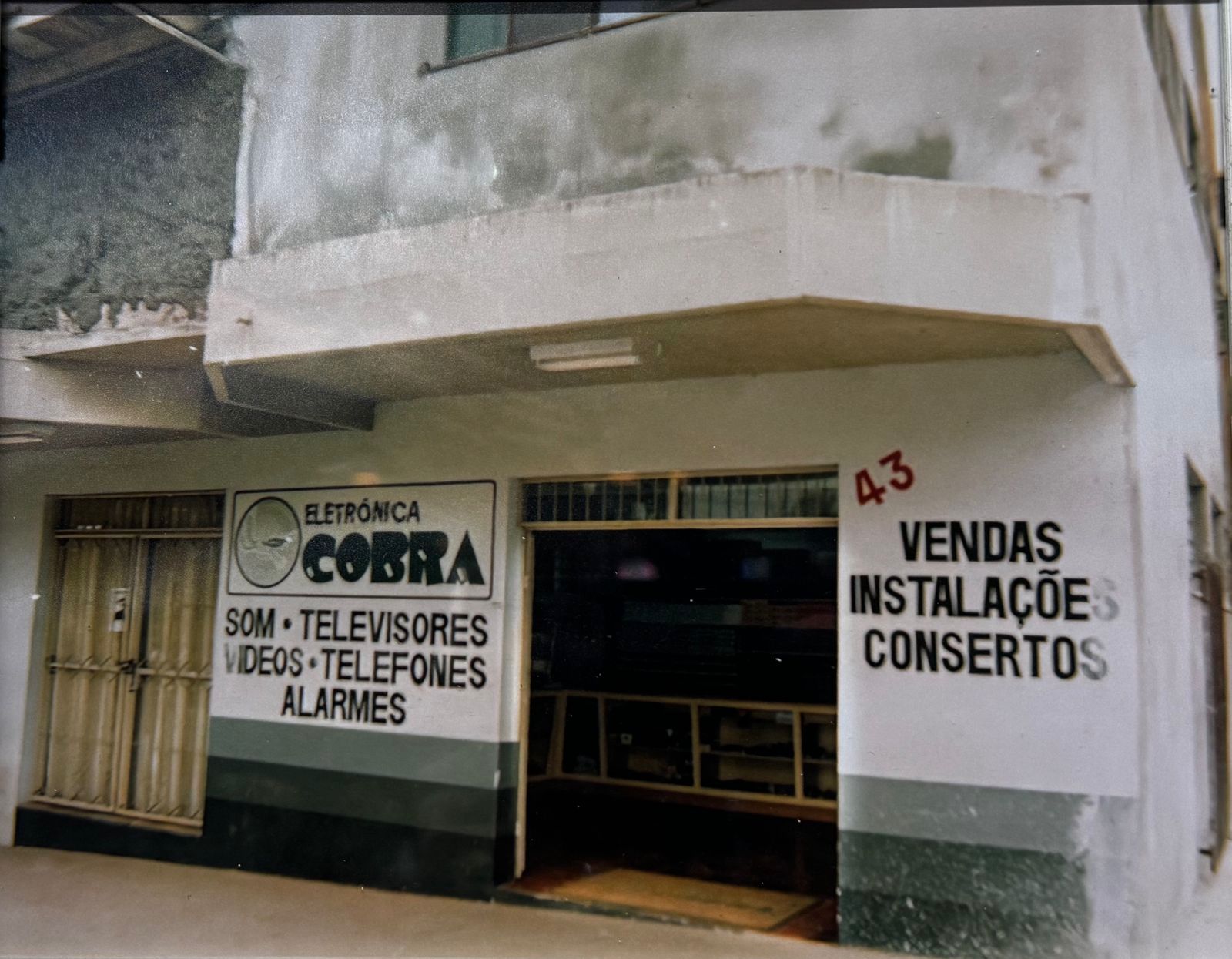 Foto Eletrônica Cobra